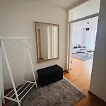 Moderne Wohnung In Zentraler Lage