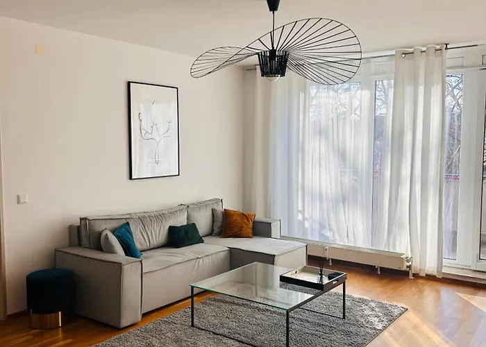Moderne Wohnung In Zentraler Lage